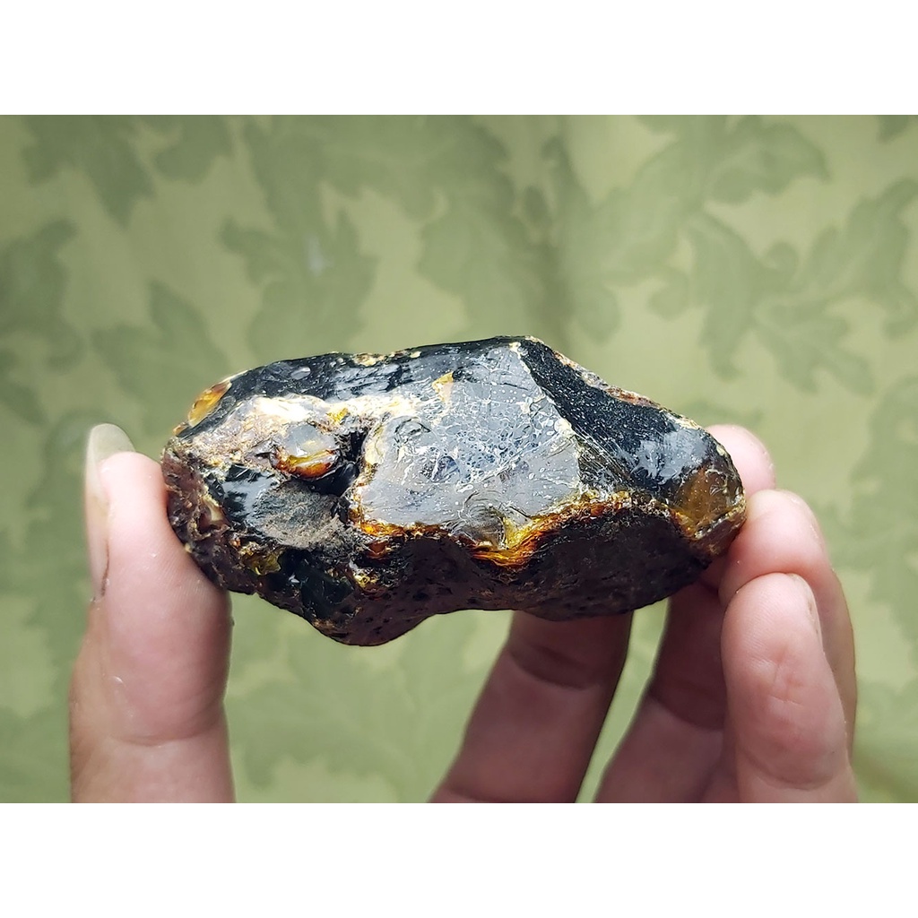 65天然帶皮原礦老礦螢光變色藍珀.藍琥珀原石 ( 重約65g )...