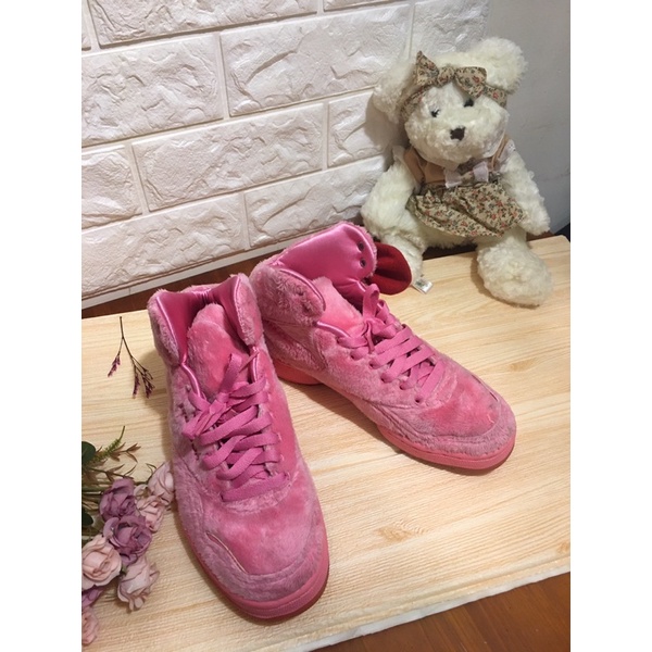 Reebok hello kitty限量粉色運動鞋#37