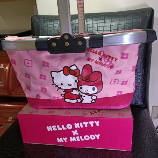 Hello kitty. 摺疊購物籃。野餐籃，提籃