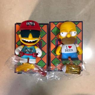 kidrobot moe's tavern