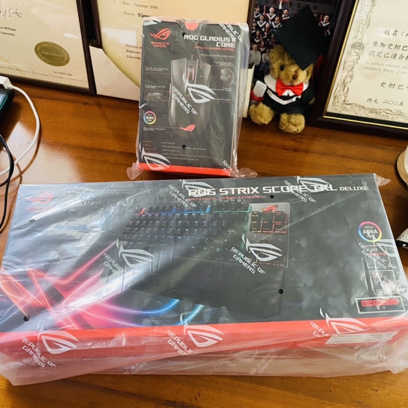 rog strict scope tkl deluxe 電競鍵盤+rog gladius ii core 電競滑鼠 套組