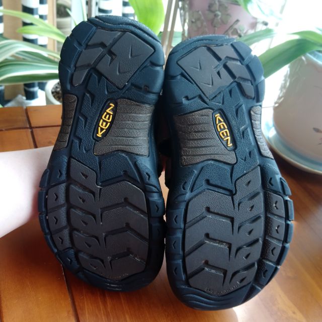 美國KEEN NEWPORT SANDALS 編織彈性綁繩護趾包頭涼鞋 拖鞋 大童