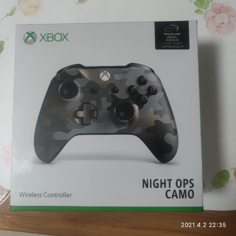 Xbox 無線控制器 –搖桿 Night Ops Camo 特別版