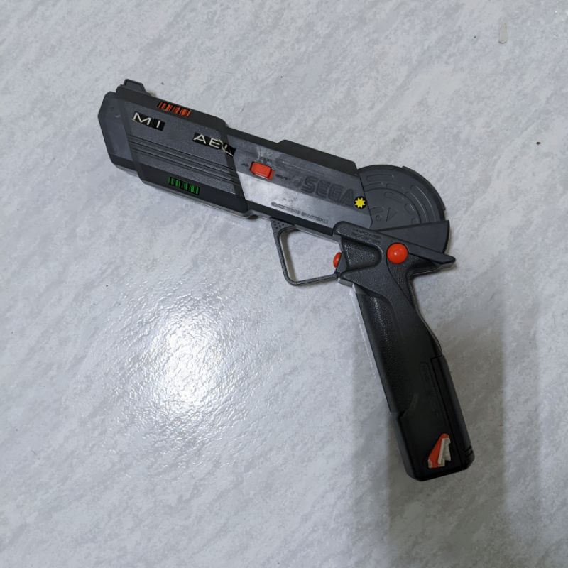 【搬家出清】二手SEGA 1992 LOCK-ON 生存遊戲雷射槍