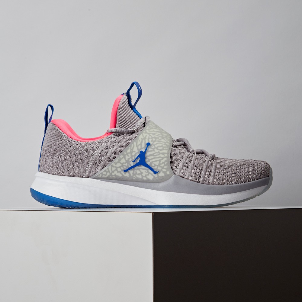 nike jordan trainer 2 flyknit