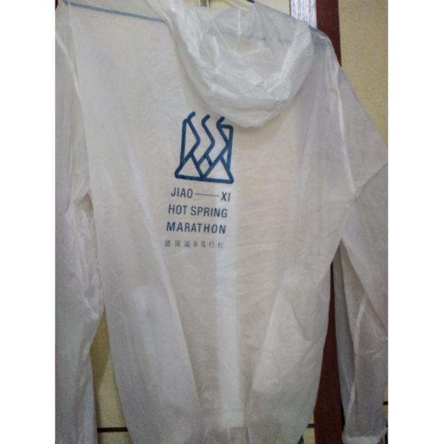 已售出2019礁溪馬拉松完賽紀念外套風衣賽tshirt 蝦皮購物