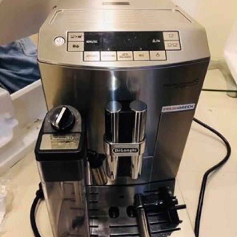 Delonghi迪朗奇 臻品型全自動咖啡機 ECAM28.465.M