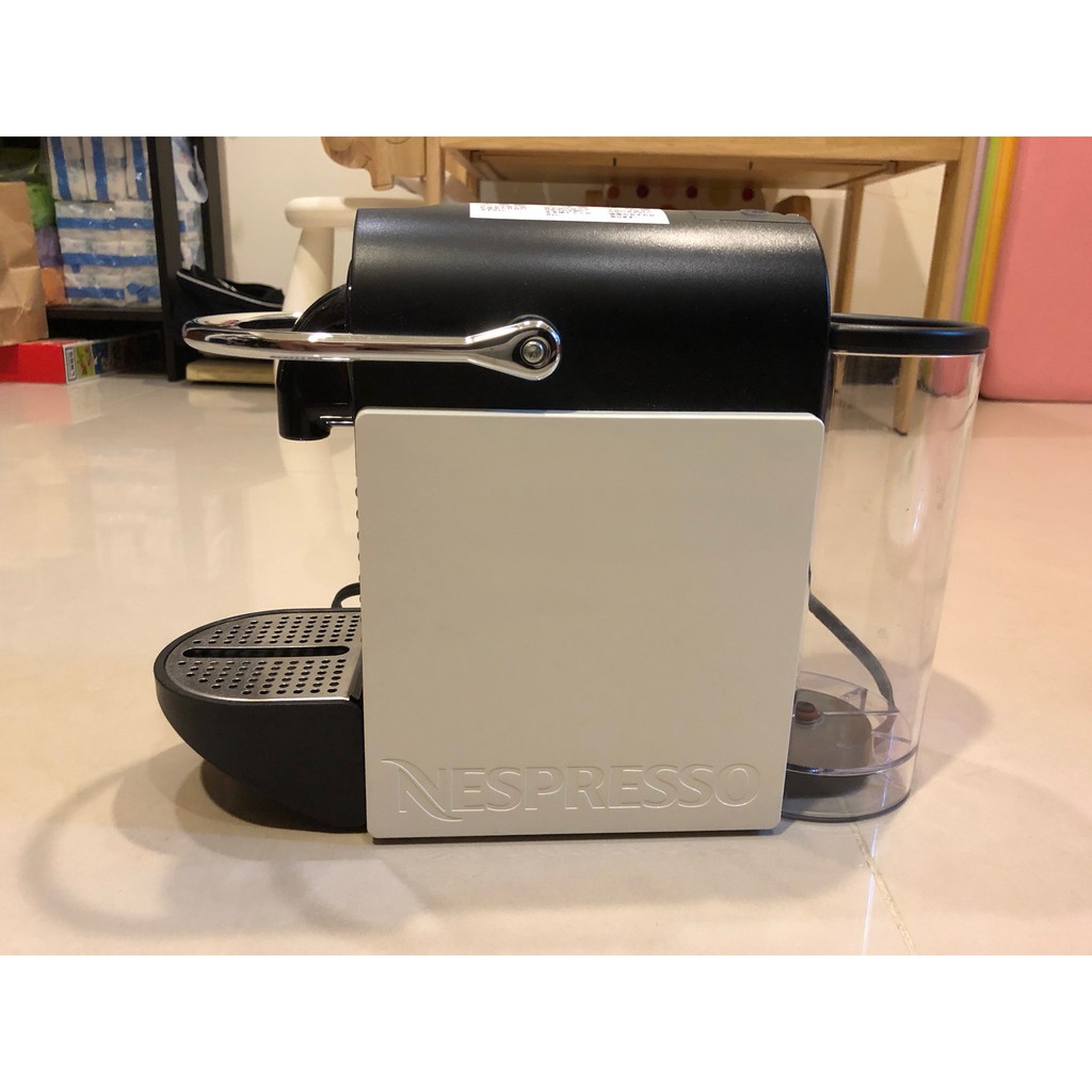 NESPRESSO PIXIE CLIPS D60C蒸氣壓力咖啡機9成新盒裝完整| 蝦皮購物