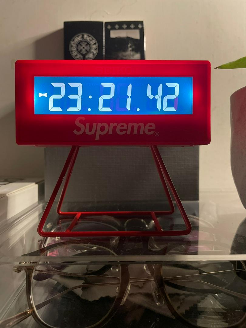 Supreme 2021 s/s Seiko Marathon Clock 時鐘鬧鐘現貨| 蝦皮購物