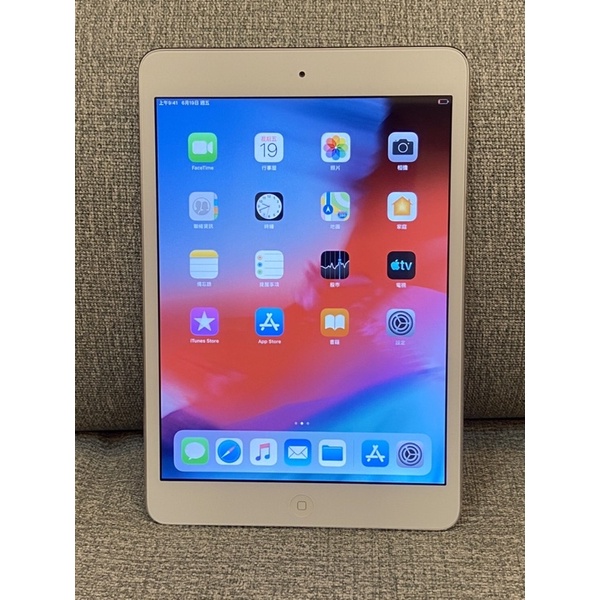 Apple ipad mini2 Wifi 32GB 白/銀 (外觀近全新）