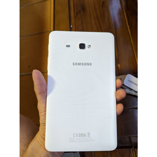 Samsung Galaxy Tab J SM-T285YD 4G+Wifi  7吋平板  二手通話平板 長輩用手機