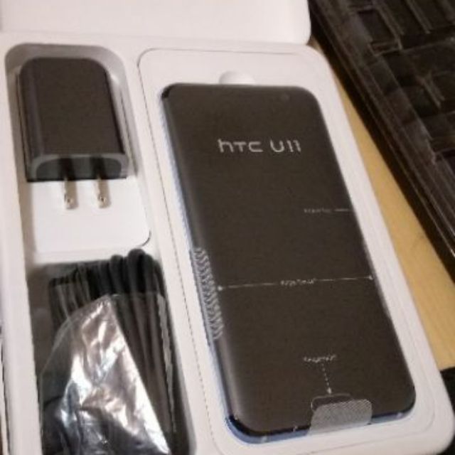 hTC U11 64gb  銀藍