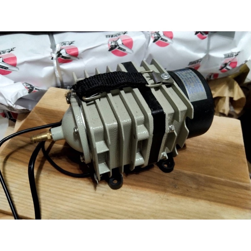 二手品 空氣幫浦 水族養殖 打氣機(雷射雕刻機可用) 打氣幫浦35w 電壓110V