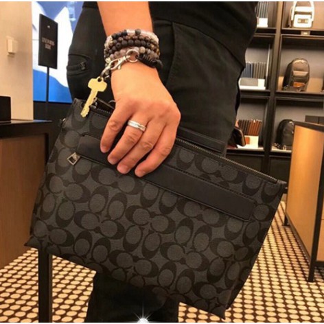 Coach 大手拿包男生的價格推薦 21年9月 比價比個夠biggo