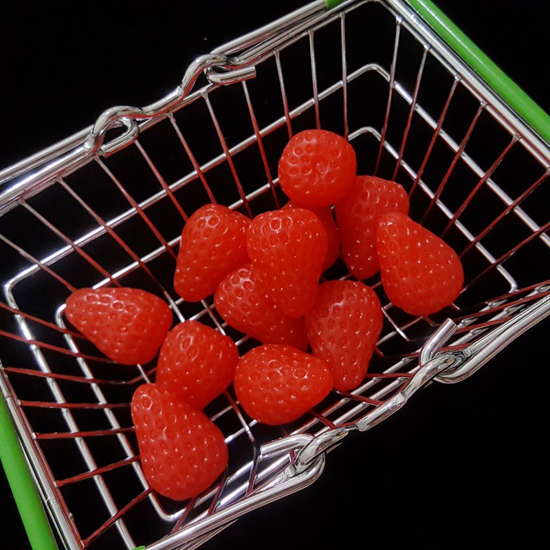💖現貨💖裝飾仿草莓 2顆一包 扮家家酒 黏土配件 攝影擺飾【捷運江翠站】