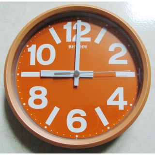 【神梭鐘錶】RHYTHM CLOCK 日本麗聲粉鮮橘色大數字刻劃靜音座掛兩用石英圓掛鐘.座鐘 型號：CMG890GR14