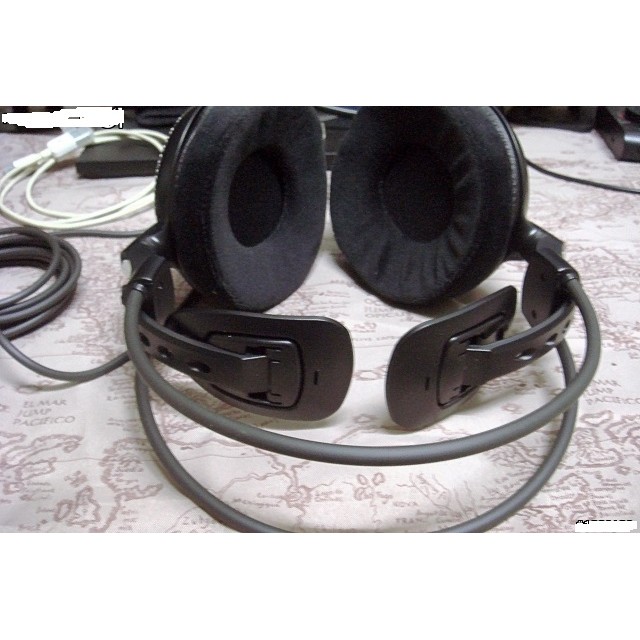 鐵三角 Audio-Technica ATH-AD300 AIR 輕量級 開放式 頭戴式耳機(二手)