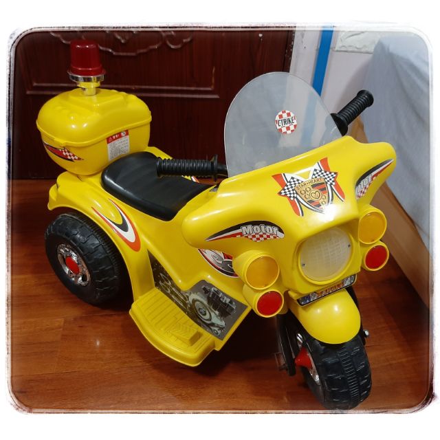 【二手】兒童三輪電動摩托車玩具車可坐