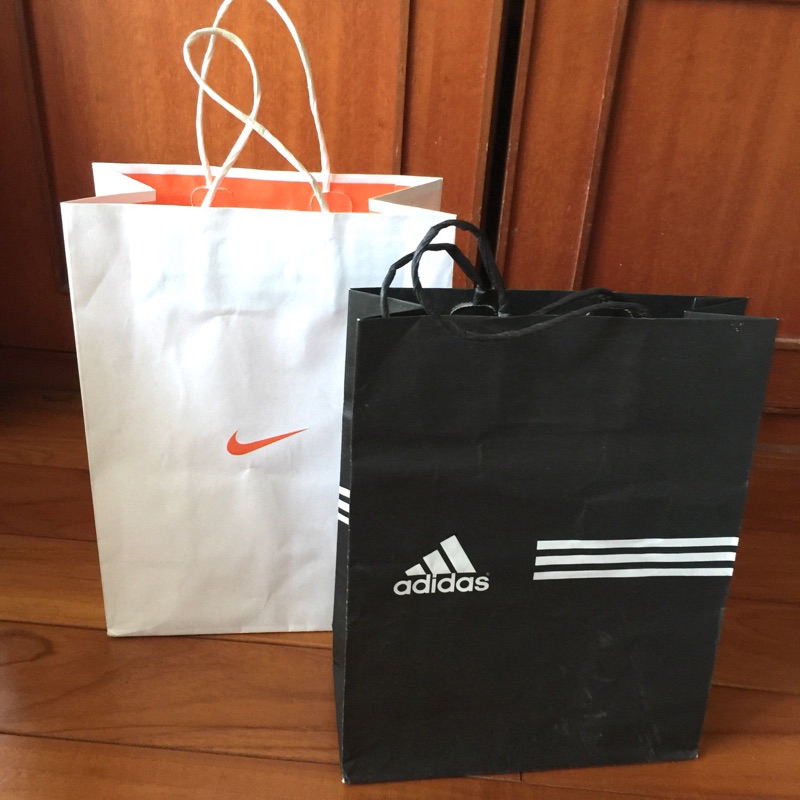 Nike Adidas 耐吉 愛迪達 經典紙袋/購物袋/收納袋/禮物袋出清（瑕疵出清）