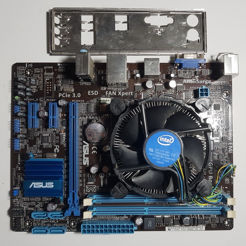 華碩 P8H61-M LX3 R2.0 主機板 + Core i3-3240 3.4G處理器、整套賣含原廠風扇與後擋板