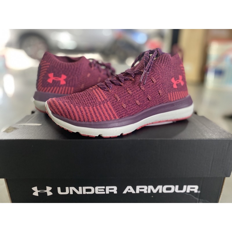 Under Armour UA SLINGFLEX RISE 女士跑鞋  全新商品