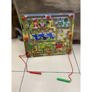 二手 木製益智磁性運筆迷宮盤 迷宮遊戲玩具 磁鐵走珠滾珠玩具 小紅帽 大野狼