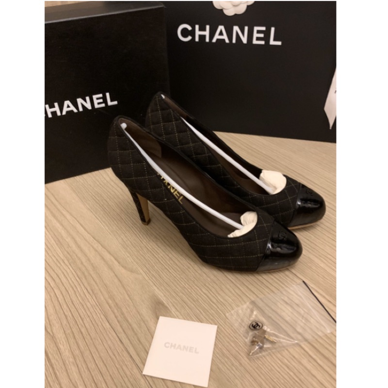 全新現貨全專櫃正品Chanel 經典 黑色麡皮 高跟鞋 38號 附紙袋紙盒