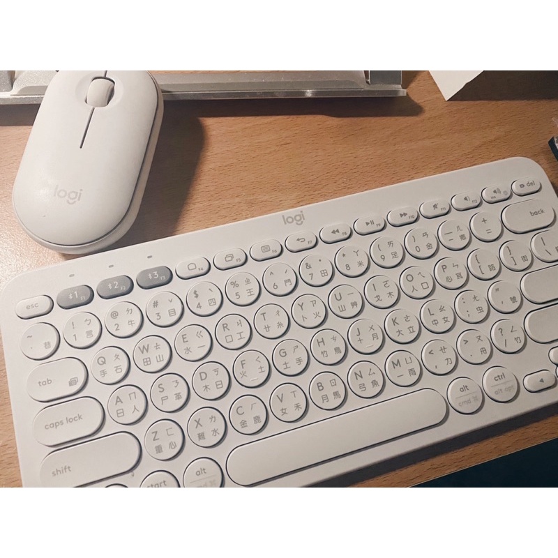 Logitech 羅技 K380 多工藍芽鍵盤 無線鍵盤 M350 鵝卵石無線滑鼠