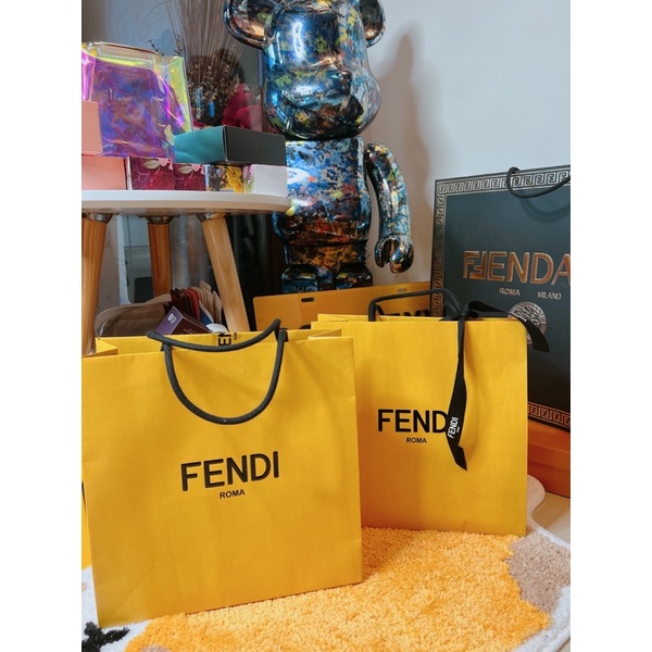 《凱莉商號💕百貨公司》現貨 💕 Fendi 正品 購物袋 包裝袋 禮物 禮品 紙袋包 送禮物 情人節 必須 包裝 紙袋