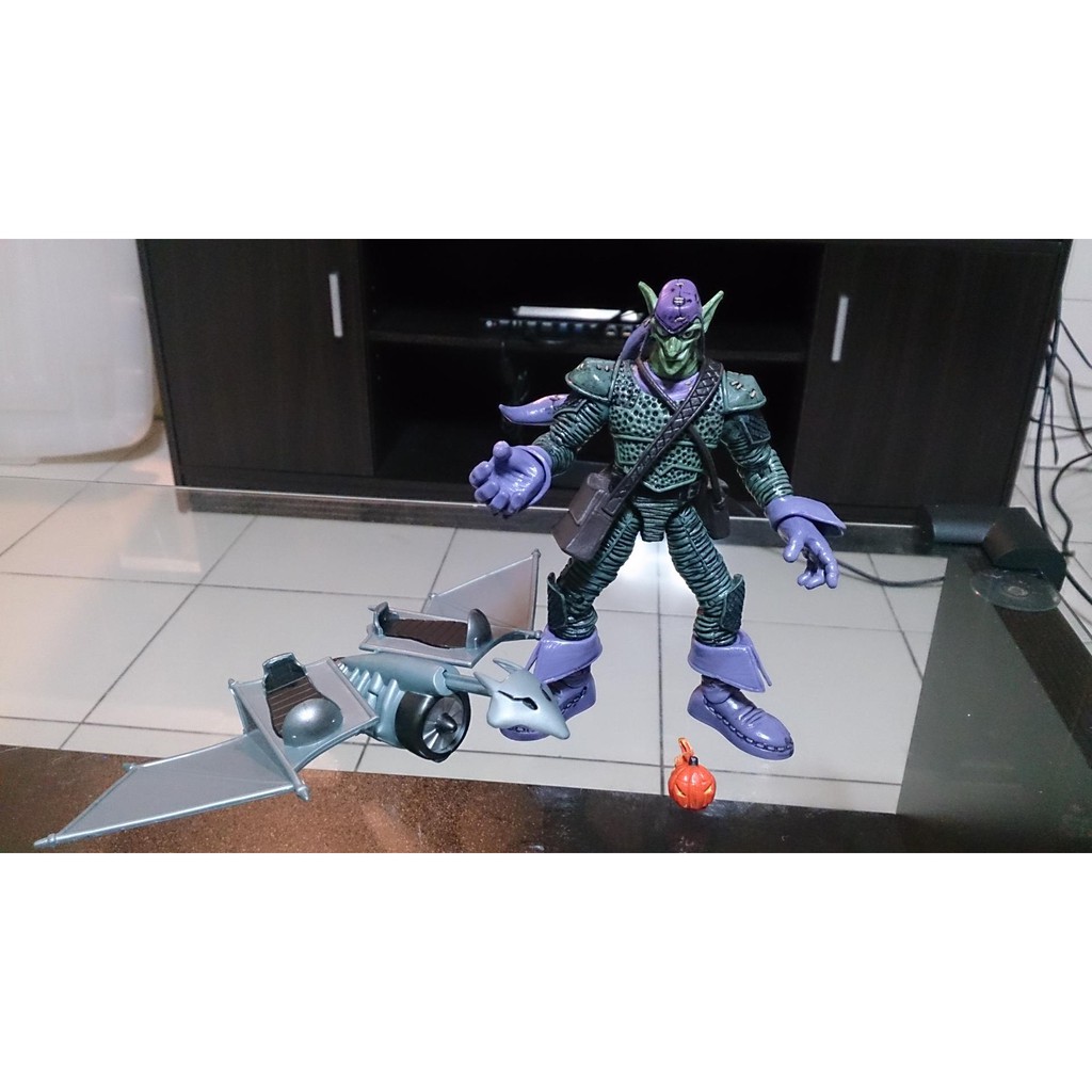 Toybiz MARVEL LEGENDS    GREEN GOBLIN   綠惡魔