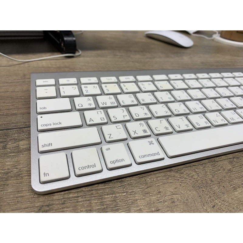 二手 原廠蘋果無線鍵盤 Apple Wireless Keyboard A1314
