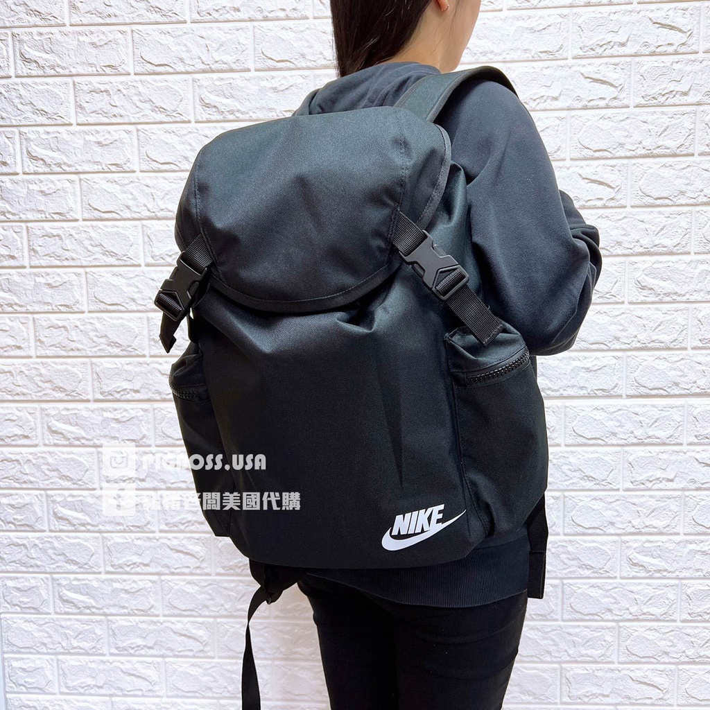 【豬豬老闆】NIKE HERITAGE BACKPACK 黑 束口 掀蓋 兩側小袋 休閒 後背包 BA6150-010