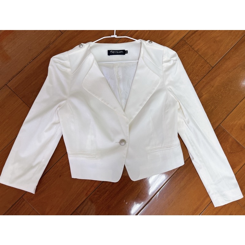 Perng yuh 芃諭名品 高級洋裝品牌 白色 小外套 38號 洋裝小外套 西裝外套 套裝 女裝外套上衣 二手