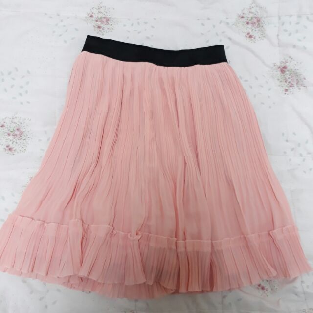 Mayuki粉色短裙