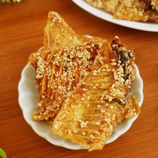 【食尚三味】芝麻高鈣魚骨 120g/300g 魚骨片 比目魚骨片蜜汁魚骨 魚酥 (食尚嚴選)