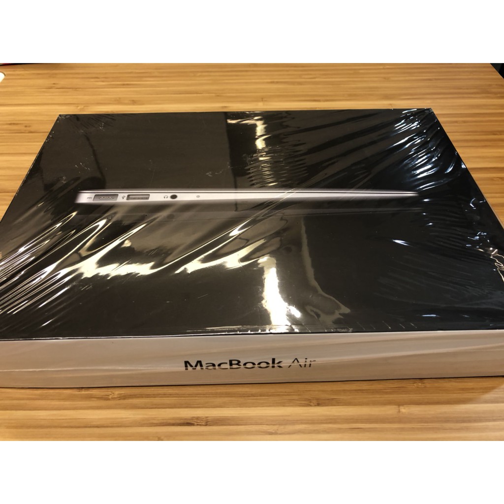 MacBook Air 11吋筆電二手(9.5成新)