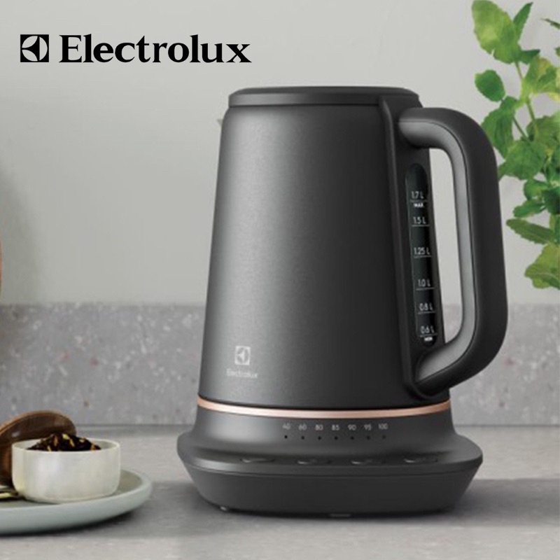 【Electrolux瑞典伊萊克斯】1.7L不鏽鋼溫控電茶壺 E7EK1-60BP 現貨