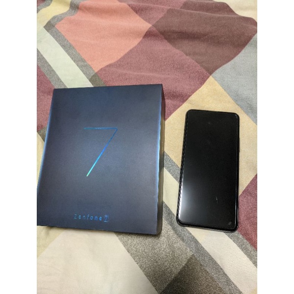 二手Asus ZenFone 7 128G 黑色 未過保 便宜賣
