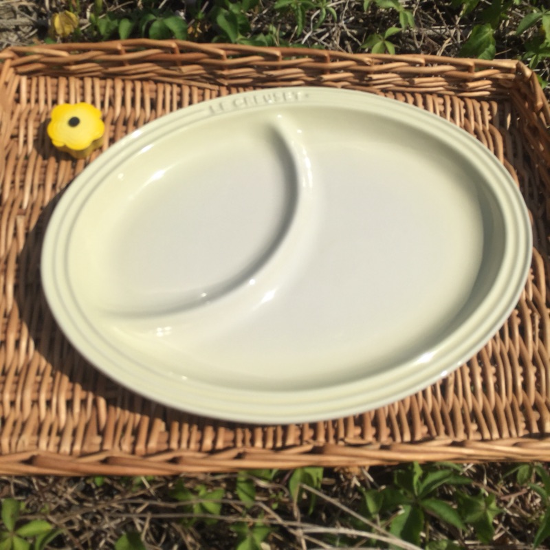Le Creuset 楕圓餐盤 分隔盤 沙丘白 22.5 x30cm