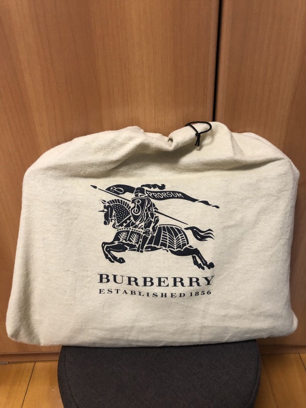 Burberry Newburg small briefcase 公事包| 蝦皮購物