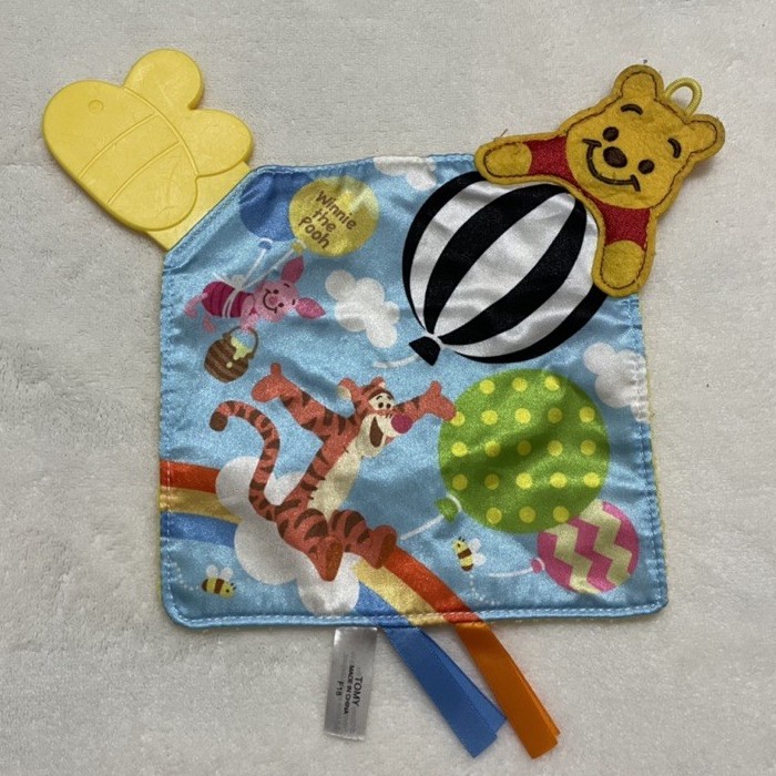 (二手)【DISNEY】日本 TAKARA TOMY 迪士尼 小熊維尼 咬咬安撫巾玩具 布標 響紙 布書