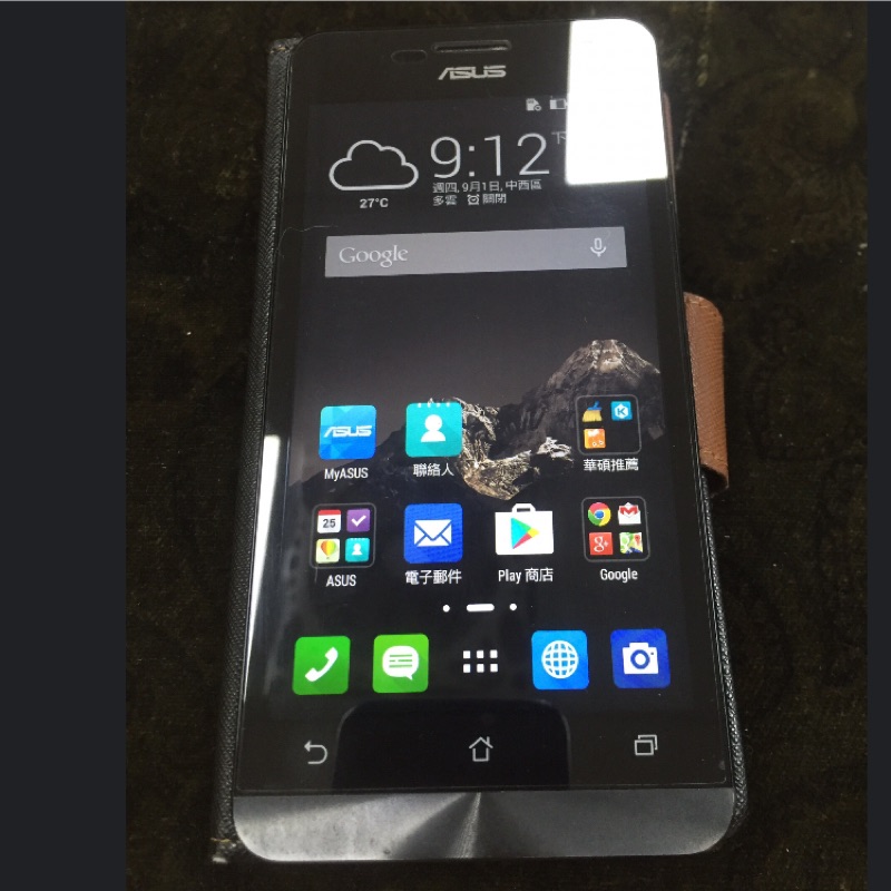 二手 ASUS Zenfone 5 A500CG 黑 3G 2G/16GB 雙卡 外觀保存好 功能正常 適備用機長輩機 售2000元