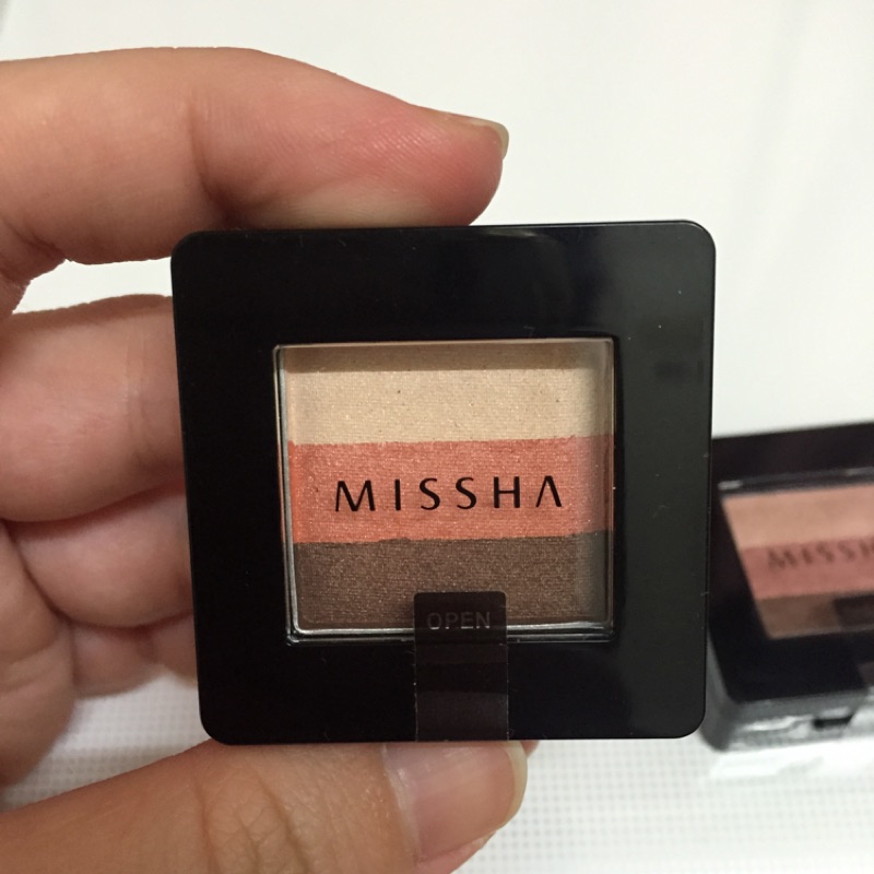 Missha 三色眼影 #9 #10