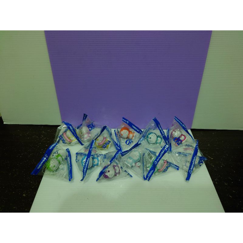 (現貨)日本限定 哆啦A夢50週年 彩色迷你公仔 糖果包裝1套12隻