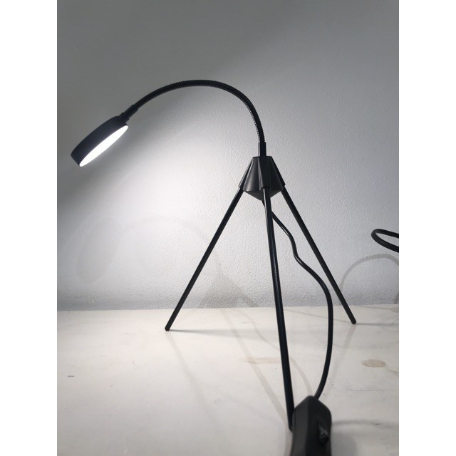 IKEA代購2020新品TRETTIOTRE Led桌燈, 黑色設計感桌燈小夜燈簡單造型| 蝦皮購物