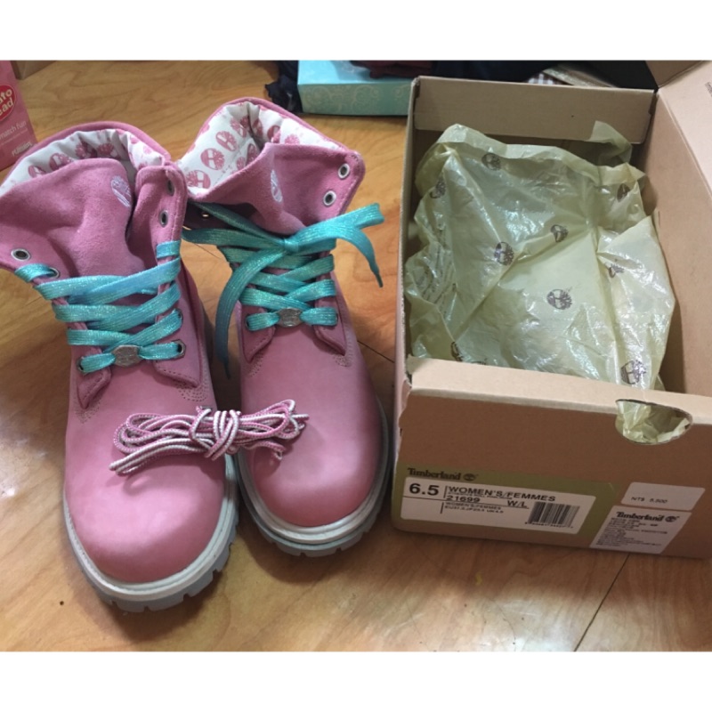 《無誠勿標》全新粉紅Timberland 23.5軍靴 附兩件原廠鞋帶
