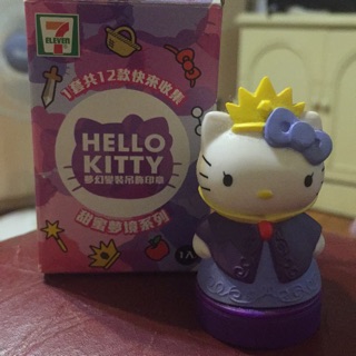 7-11 Hello Kitty 夢幻變裝吊飾印章(壞皇后)