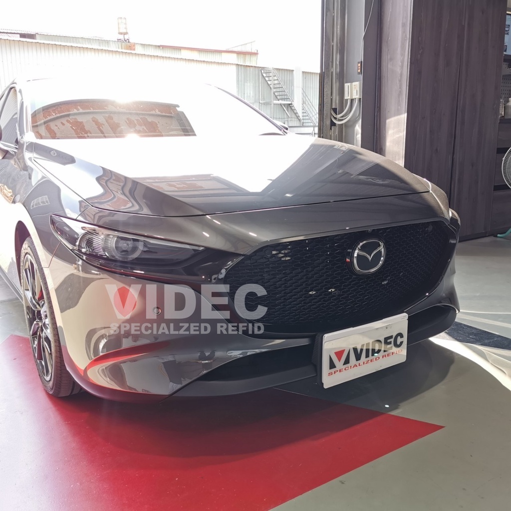 威德汽車精品 2019 NEW MAZDA3 CARBON 大牌下移 車牌下移 套件 HID LED