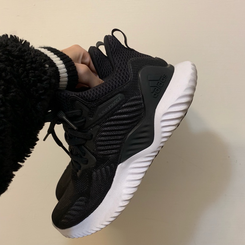 愛迪達 正貨Adidas alphabounce beyond w 女鞋- US:6 可議價