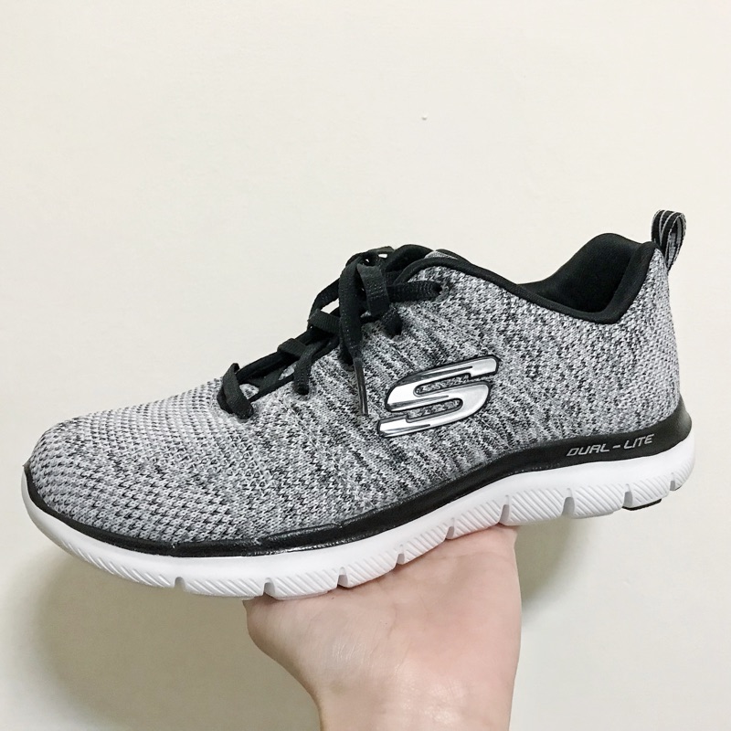 skechers ultra dual lite